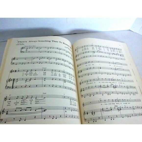 Vintage Dionne Warwich Sings Bacharach David - Picture 5 of 6